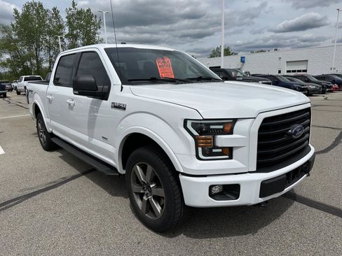 Used 2016 Ford F150 XLT w/ Equipment Group 302A Luxury AWD/4WD image 8
