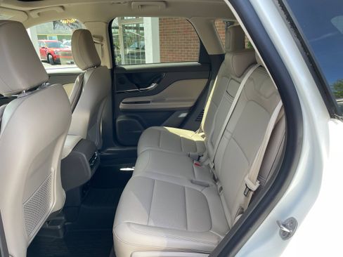 Used 2024 Lincoln Corsair AWD w/ Equipment Group 101A image 11