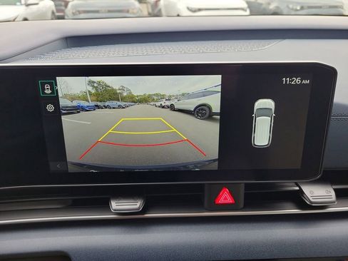 New 2026 Kia Carnival EX image 32