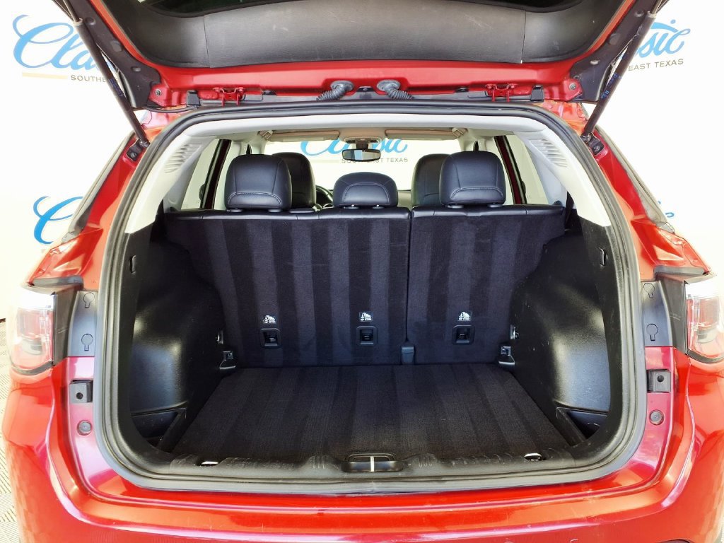 Used 2019 Jeep Compass Latitude FWD image 10