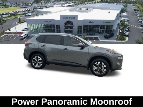 Used 2021 Nissan Rogue SV w/ Premium Package FWD image 4
