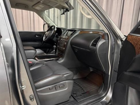 Used 2020 Nissan Armada Platinum w/ Captain's Chairs Package RWD image 8