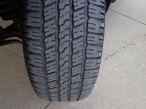 Used 2011 Nissan Titan SL w/ SL Max Utility Pkg image 7