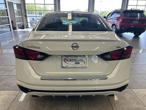 Used 2021 Nissan Altima 2.5 SL FWD image 14