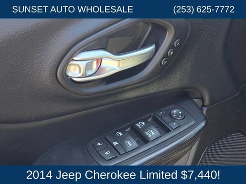 Used 2014 Jeep Cherokee Limited AWD/4WD image 32