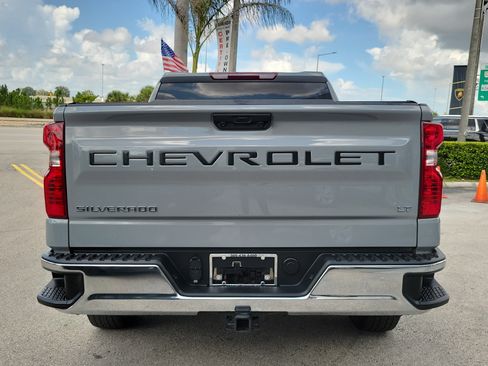 Used 2024 Chevrolet Silverado 1500 LT RWD image 6