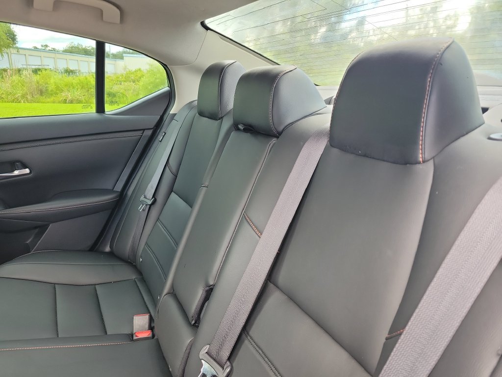 Used 2021 Nissan Sentra SR w/ SR Premium Package FWD image 23
