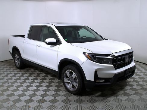 Used 2025 Honda Ridgeline RTL image 6