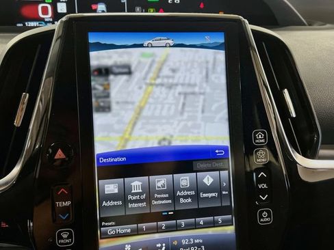 Used 2022 Toyota Prius Prime XLE FWD image 13