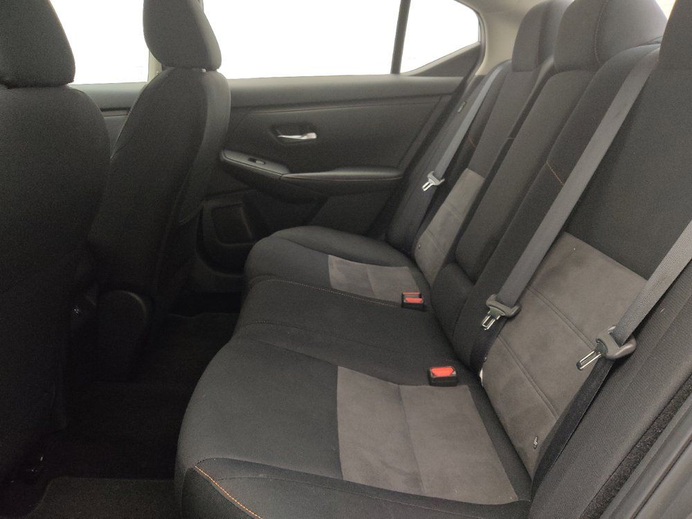Used 2023 Nissan Sentra SR FWD image 18