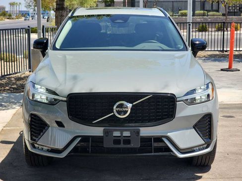 Used 2024 Volvo XC60 B5 Plus w/ Protection Package Premier AWD/4WD image 3