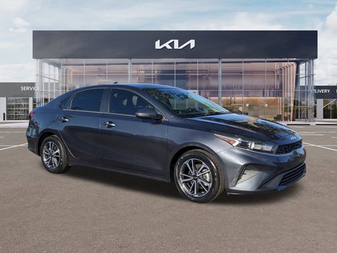 Certified 2024 Kia Forte LXS w/ LXS Technology Package image 2