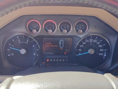 Used 2011 Ford F250 Lariat image 13