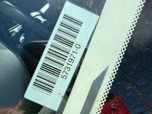 Used 2025 Nissan Sentra SV FWD image 2