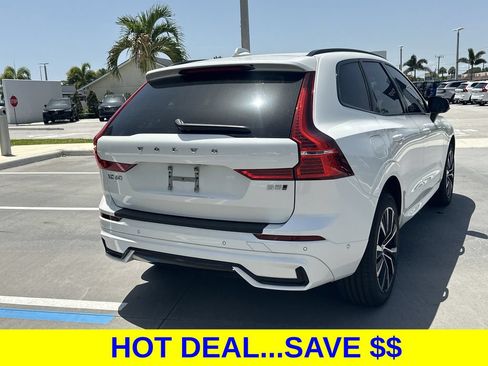 Used 2024 Volvo XC60 B5 Plus AWD/4WD image 7
