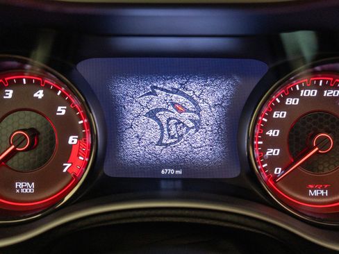 Used 2021 Dodge Charger SRT Hellcat image 22