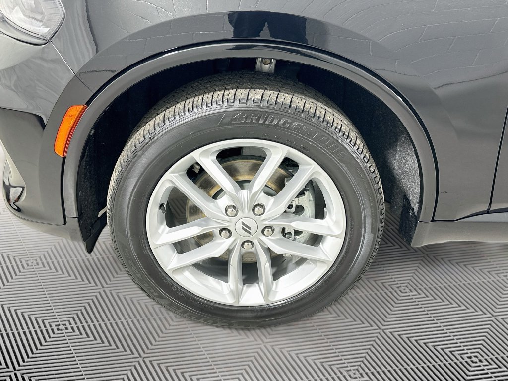 Certified 2025 Dodge Durango GT w/ Trailer Tow Group IV AWD/4WD image 24