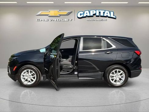 Used 2024 Chevrolet Equinox LT FWD image 9