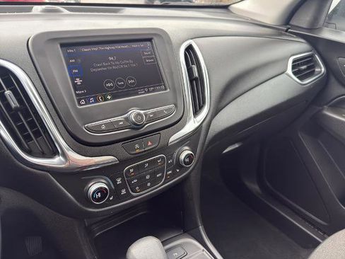 Used 2024 Chevrolet Equinox LT AWD/4WD image 21