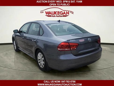Used 2014 Volkswagen Passat 1.8T Wolfsburg Edition FWD image 4