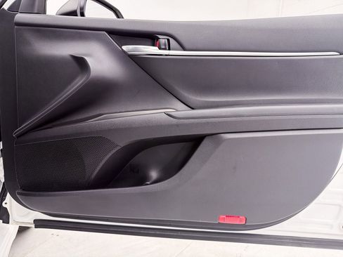 Used 2024 Toyota Camry SE w/ Audio Upgrade Package image 26