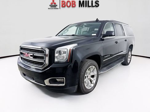 Used 2020 GMC Yukon XL SLT RWD image 3