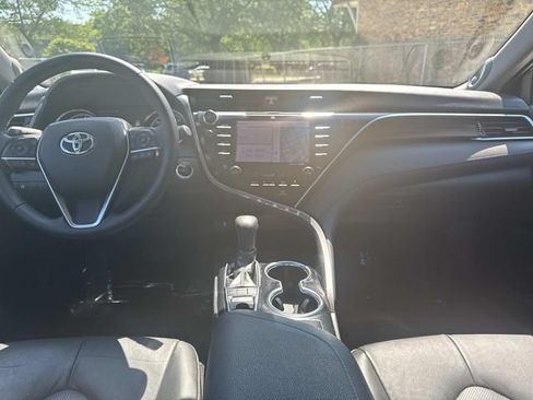 Used 2018 Toyota Camry XLE w/ Driver Assist Package FWD image 15