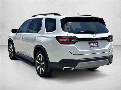 Used 2024 Honda Pilot Elite image 7