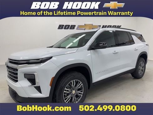 New 2026 Chevrolet Traverse LT w/ LPO, Floor Liner Package AWD/4WD image 1