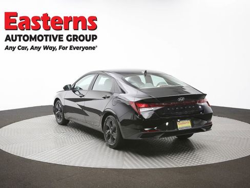 Used 2023 Hyundai Elantra SEL FWD image 65