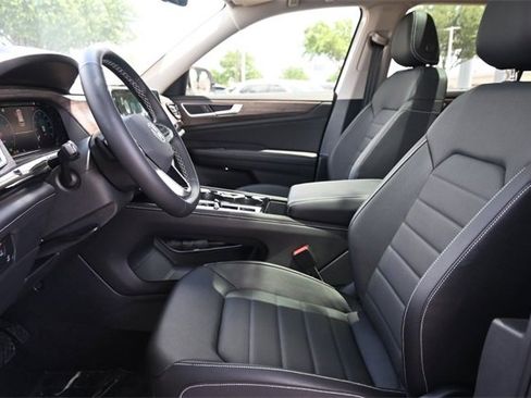 New 2025 Volkswagen Atlas SEL image 19