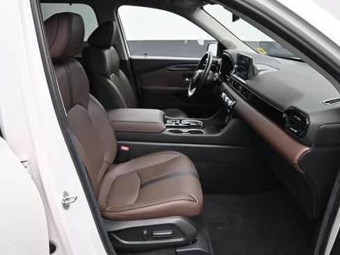 Certified 2025 Honda Pilot Elite image 28