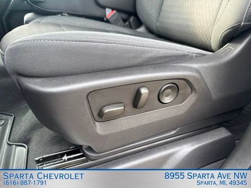 Used 2024 Chevrolet Silverado 1500 LT AWD/4WD image 15