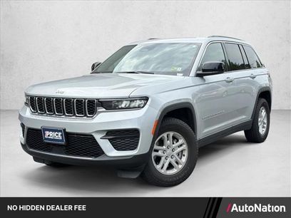 Used 2024 Jeep Grand Cherokee Laredo w/ Luxury Tech Group I
