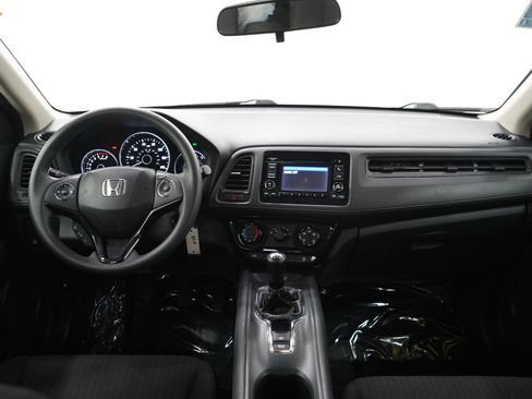 Used 2017 Honda HR-V LX image 15
