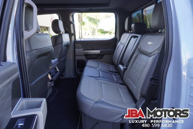 Used 2025 Ford F450 Platinum w/ Platinum Plus Package AWD/4WD image 93