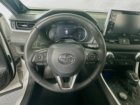 Used 2021 Toyota RAV4 XSE image 13