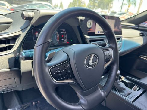 Used 2024 Lexus ES 350 w/ Accessory Package (Z1) FWD image 20