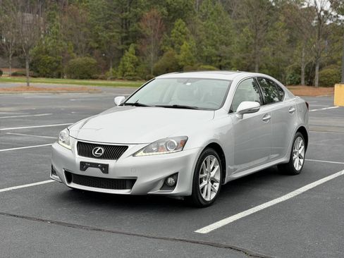 Used 2013 Lexus IS 250 AWD w/ Premium Pkg image 2