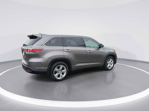 Used 2015 Toyota Highlander Limited Platinum image 8