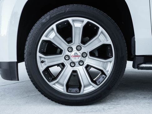 Used 2019 GMC Yukon SLE w/ Convenience Package image 29