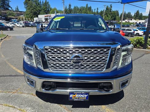 Used 2017 Nissan Titan SL w/ SL Towing Convenience Package AWD/4WD image 2