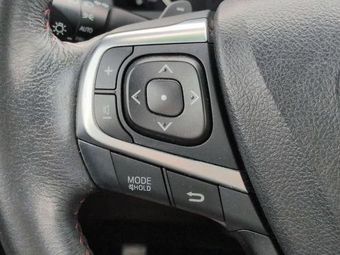 Used 2016 Toyota Camry SE FWD image 22