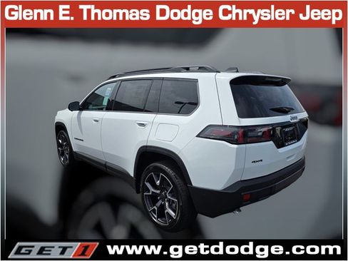 New 2026 Jeep Cherokee Overland w/ Advanced Pro Tech Group AWD/4WD image 4
