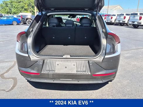 Used 2024 Kia EV6 Light AWD/4WD image 29