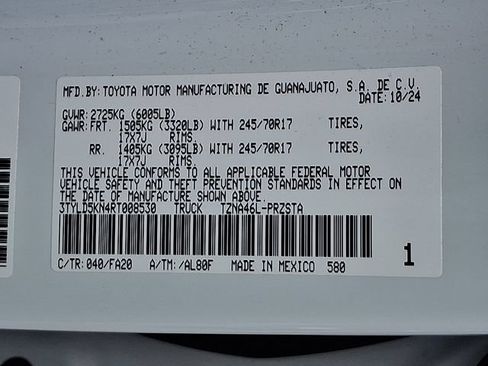 Used 2024 Toyota Tacoma SR AWD/4WD image 29