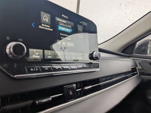 Used 2024 Mitsubishi Outlander SE FWD image 24