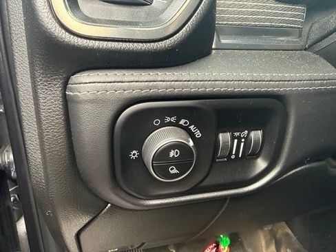 Used 2020 RAM 2500 Limited AWD/4WD image 16