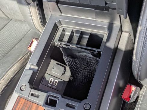 Used 2016 Ford Expedition EL Platinum AWD/4WD image 27
