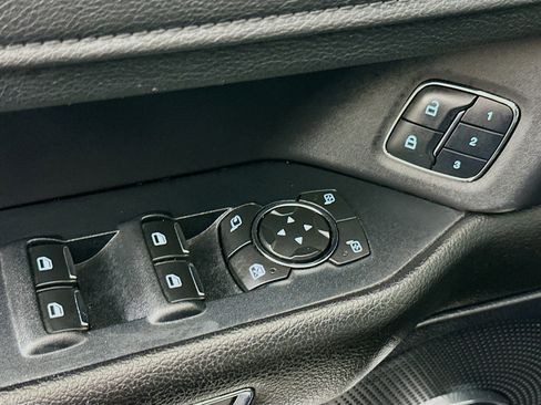 Used 2018 Ford Expedition Max XLT w/ Equipment Group 202A image 15